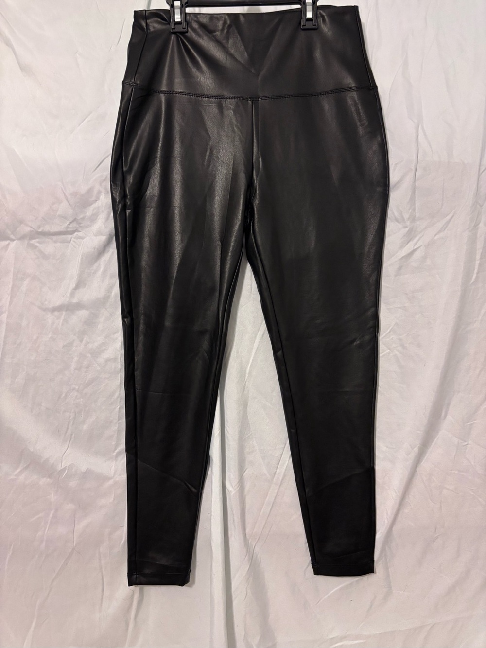 Zenana Outfitters Black Faux Leather Leggings - Matte Finish